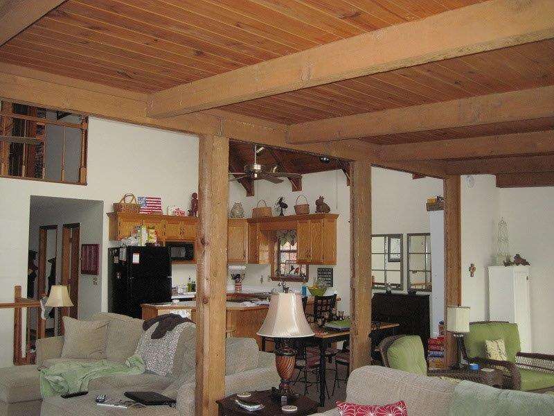 living room before renovation